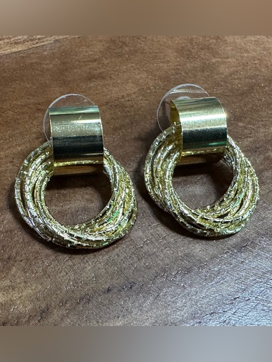 Jewelry - 2/$20 Gold Hoop Drop Stud Earrings Elegant Women's Jewelry Set Neutral Gold Tone